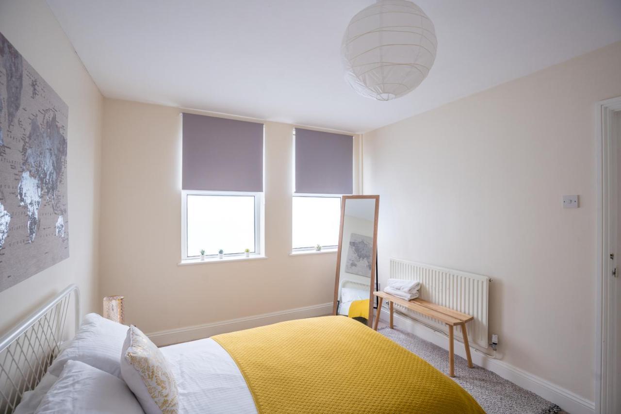 The Ella Fitzgerald - Modern 2 Bedroom Apartment, Super Close To City Centre Cardiff Exterior foto